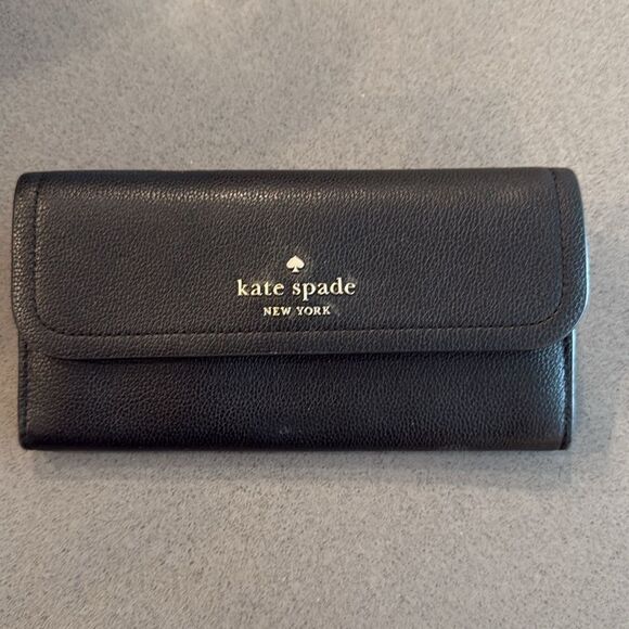 Kate Spade Soft Pebbled Leather Medium Sized Tote with Soft Pebbled Wallet - Picture 10 of 15